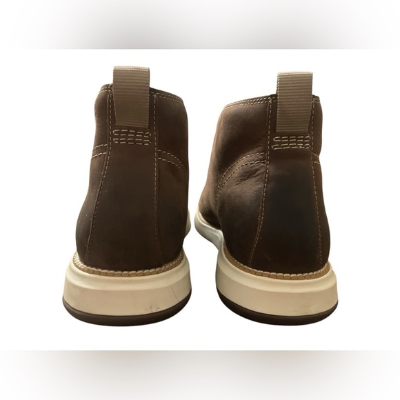 COLE HAAN Grand Atlantic Leather Chukka Boots